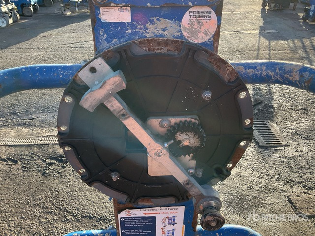 2015 Power Tower Peco Vertical Mast Lift - Platformă verticală: Foto 5 2015 Power Tower Peco Vertical Mast Lift - Platformă verticală: Foto 5