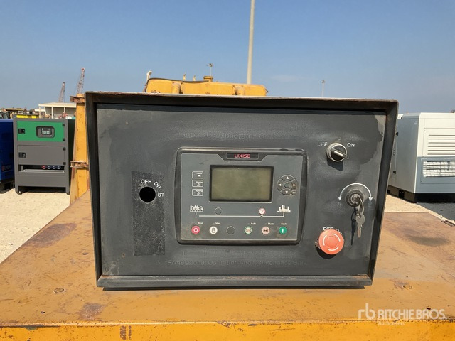 2003 Cat SR-4B 650 kVA Skid-Mounted Generator Set - Generator electric: Foto 4 2003 Cat SR-4B 650 kVA Skid-Mounted Generator Set - Generator electric: Foto 4