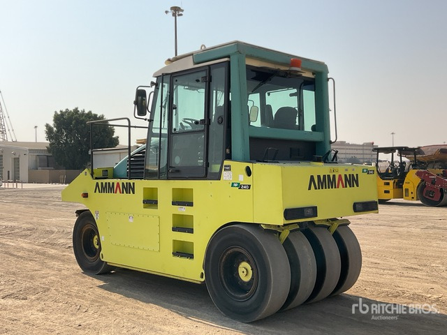 2007 Ammann AP240 8 Wheel Pneumatic Roller - Cilindru compactor pentru asfalt: Foto 3 2007 Ammann AP240 8 Wheel Pneumatic Roller - Cilindru compactor pentru asfalt: Foto 3