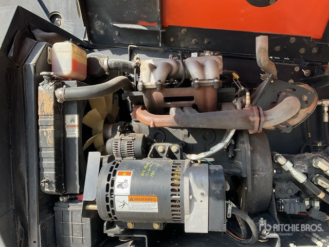 2012 JLG 800S 4WD Gasoline Telescopic Boom Lift - Nacela telescopica: Foto 5 2012 JLG 800S 4WD Gasoline Telescopic Boom Lift - Nacela telescopica: Foto 5