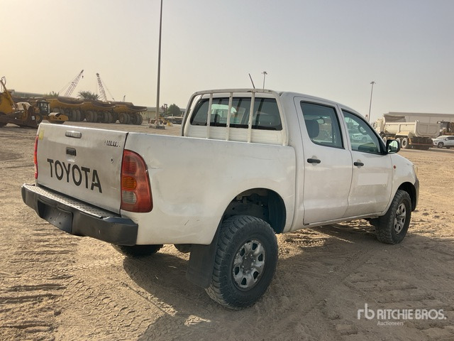 2012 Toyota Hilux 4x4 Crew Cab Pickup - Pick-up: Foto 3 2012 Toyota Hilux 4x4 Crew Cab Pickup - Pick-up: Foto 3