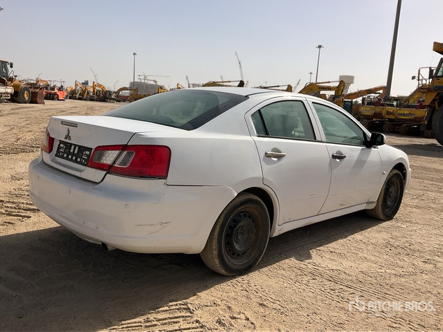2013 Mitsubishi Galant Automobile - Automobil: Foto 4 2013 Mitsubishi Galant Automobile - Automobil: Foto 4