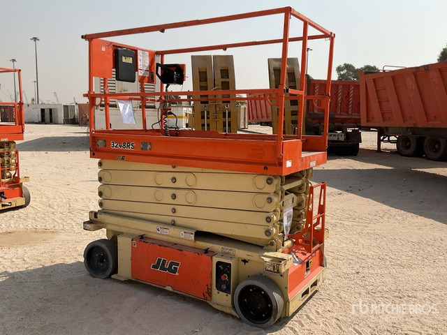 2014 JLG 3248RS Electric Scissor Lift - Platforma foarfeca: Foto 1 2014 JLG 3248RS Electric Scissor Lift - Platforma foarfeca: Foto 1