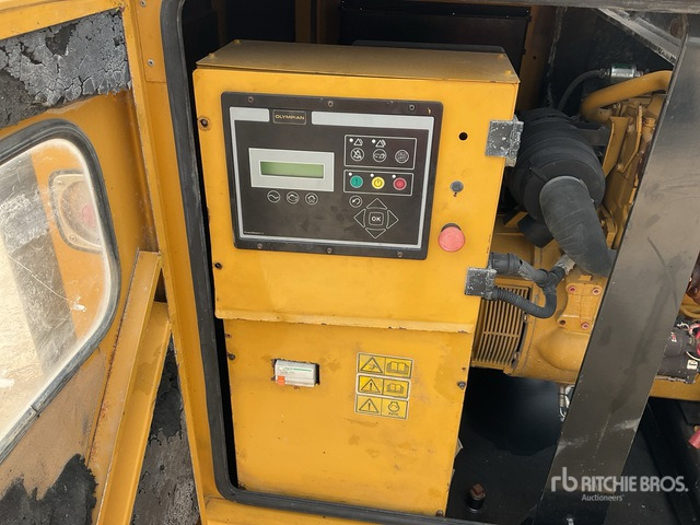 2014 Olympian GEP55-3 55 kVA Skid-Mounted Generator Set - Generator electric: Foto 4 2014 Olympian GEP55-3 55 kVA Skid-Mounted Generator Set - Generator electric: Foto 4
