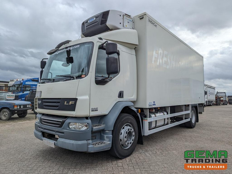 DAF FA LF55.300 4x2 Sleepcab 18T Euro5 Koel-VriesBak 6.45m + Carrier Supra 750 - Laadklep 1500KG (V781) - Camion izoterma: Foto 1 DAF FA LF55.300 4x2 Sleepcab 18T Euro5 Koel-VriesBak 6.45m + Carrier Supra 750 - Laadklep 1500KG (V781) - Camion izoterma: Foto 1