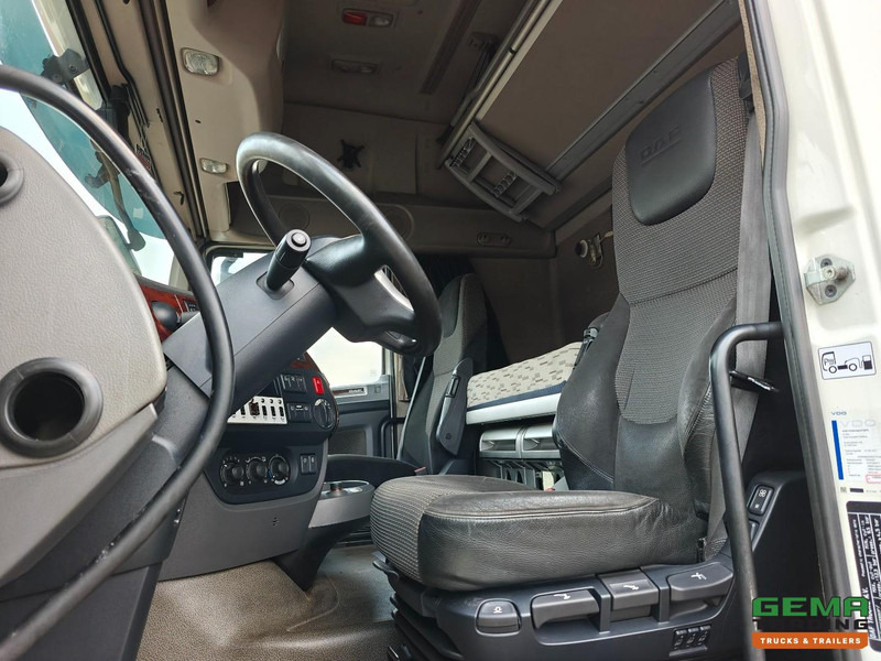 DAF XF 510 FAS 6x2 Superspacecab Euro6 - Retarder - Vollucht - 10Tires - ChassisCabine - LiftAs - VBG Vangmuilkoppeling - Navi - Camion şasiu: Foto 5 DAF XF 510 FAS 6x2 Superspacecab Euro6 - Retarder - Vollucht - 10Tires - ChassisCabine - LiftAs - VBG Vangmuilkoppeling - Navi - Camion şasiu: Foto 5
