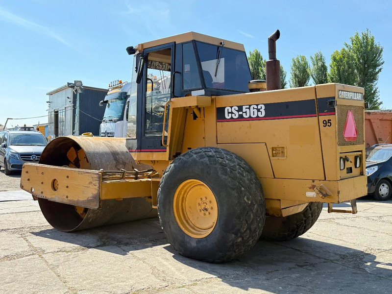 Caterpillar CS 563 Roller with vibration - Cilindru compactor: Foto 3 Caterpillar CS 563 Roller with vibration - Cilindru compactor: Foto 3