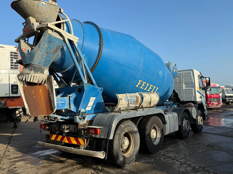 Volvo FM 12.380 8X4 CIFA Beton Mixer Spring/Spring *TOP CONDITION* - Autobetonieră: Foto 4 Volvo FM 12.380 8X4 CIFA Beton Mixer Spring/Spring *TOP CONDITION* - Autobetonieră: Foto 4