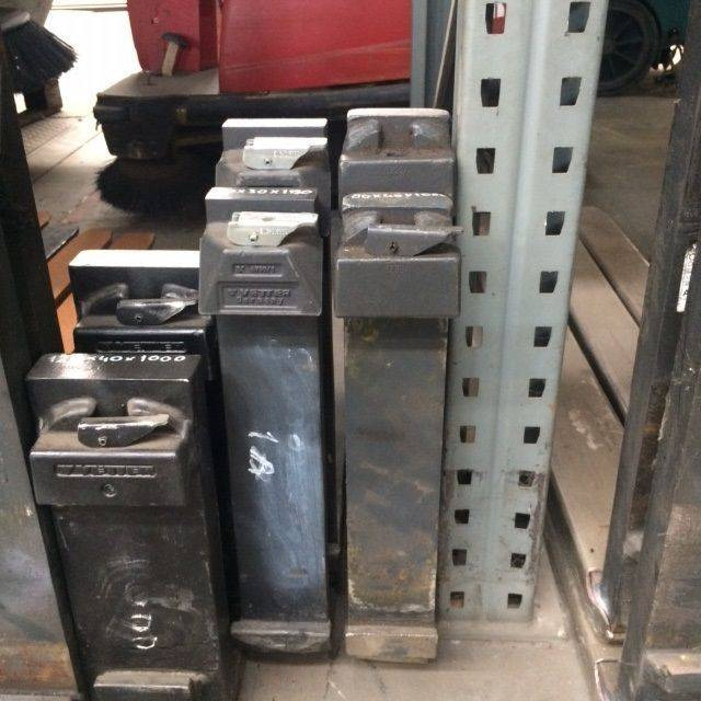 331 mm between FEM1A Forks - Furci: Foto 3 331 mm between FEM1A Forks - Furci: Foto 3