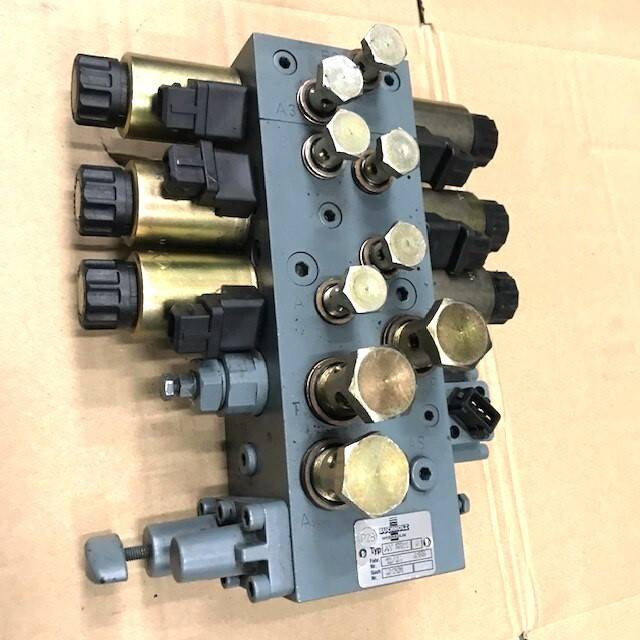 Hydraulic block for Caterpillar - Supapa hidraulica pentru Stivuitor: Foto 3 Hydraulic block for Caterpillar - Supapa hidraulica pentru Stivuitor: Foto 3