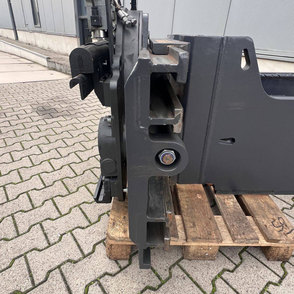 Kaup rotating baleclamp 4.8T493 - Clemă: Foto 5 Kaup rotating baleclamp 4.8T493 - Clemă: Foto 5