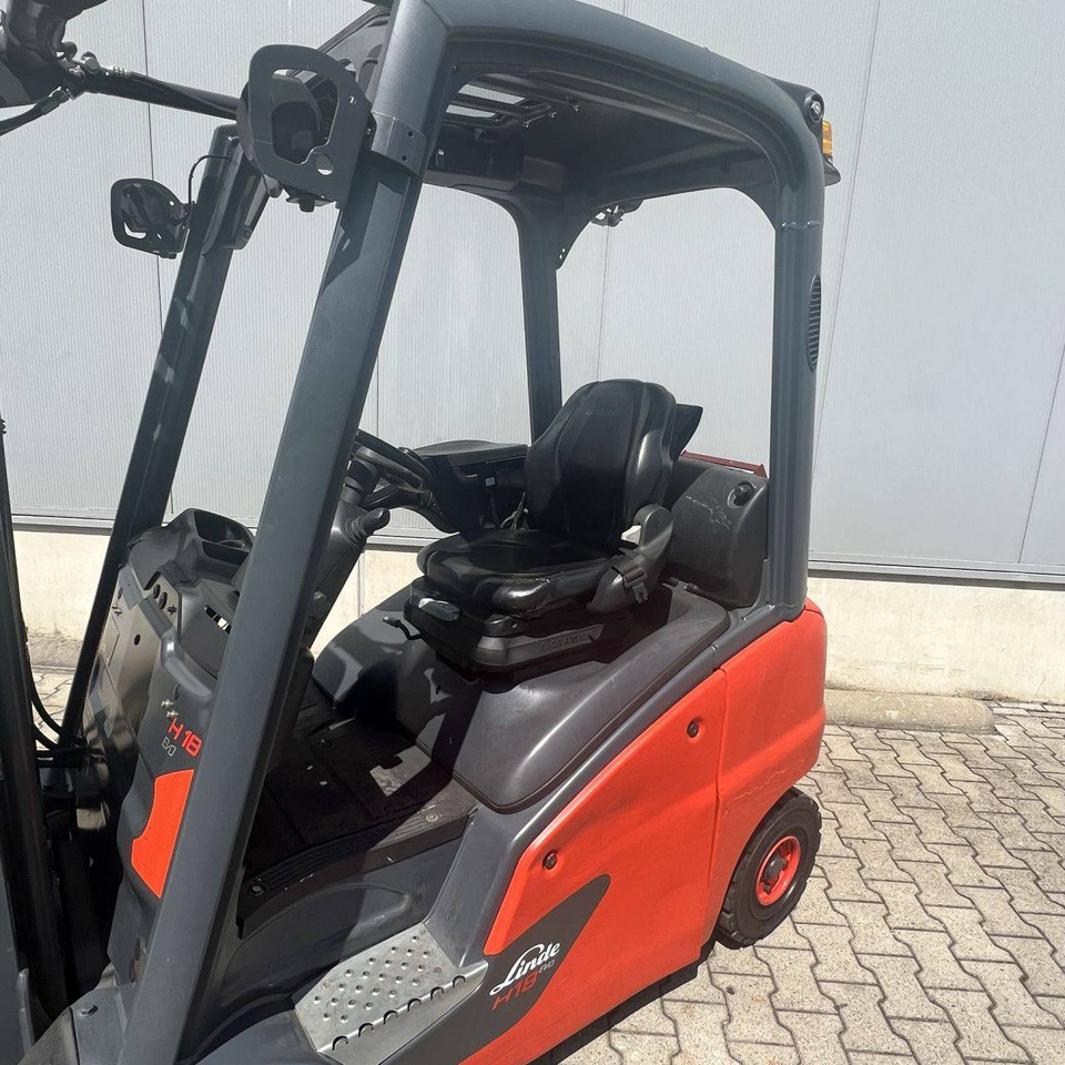 Linde H18T (391-01) EVO - Stivuitor GPL: Foto 4 Linde H18T (391-01) EVO - Stivuitor GPL: Foto 4