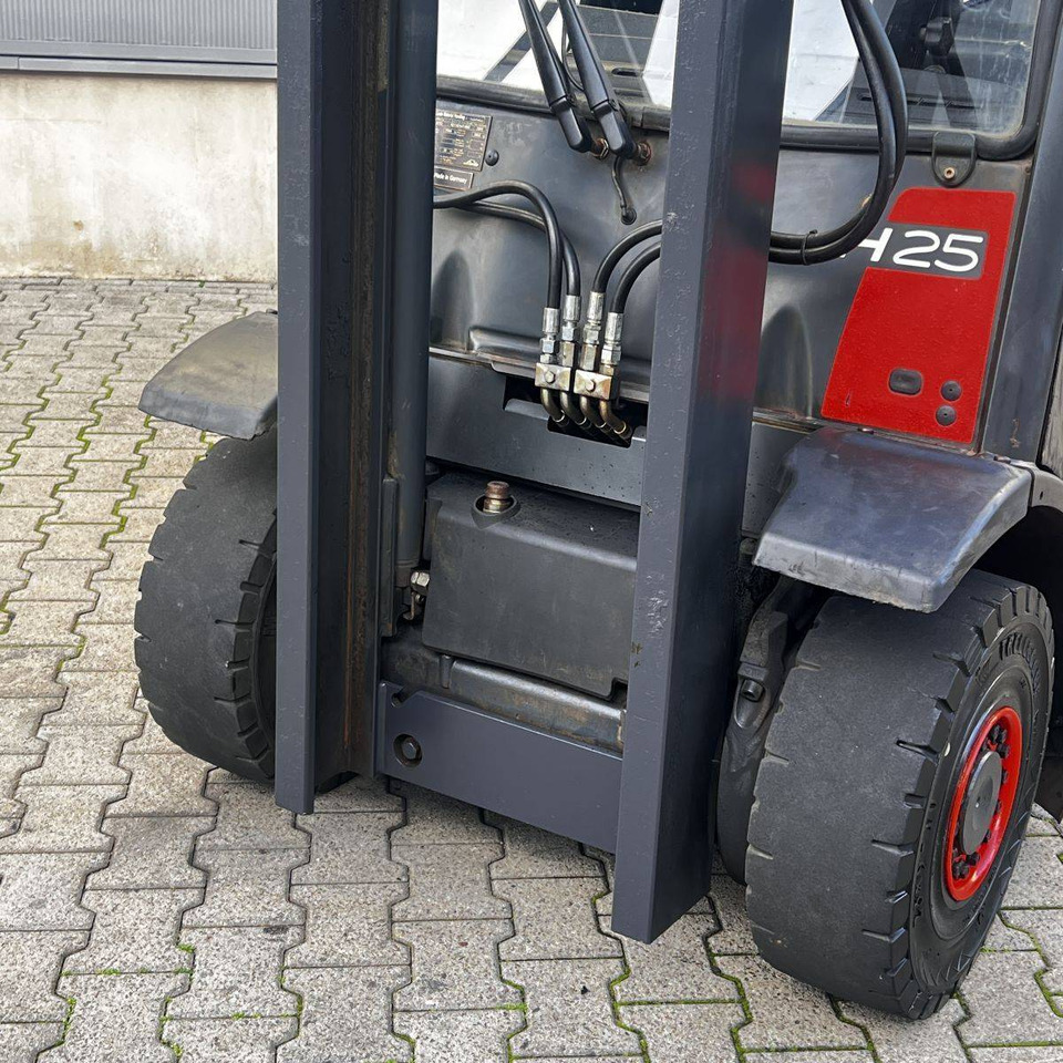 Stivuitor diesel Linde H25D (392): Foto 15 Stivuitor diesel Linde H25D (392): Foto 15