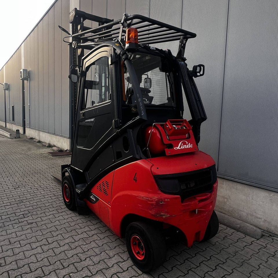 Linde H35T (393-02) EVO - Stivuitor GPL: Foto 4 Linde H35T (393-02) EVO - Stivuitor GPL: Foto 4