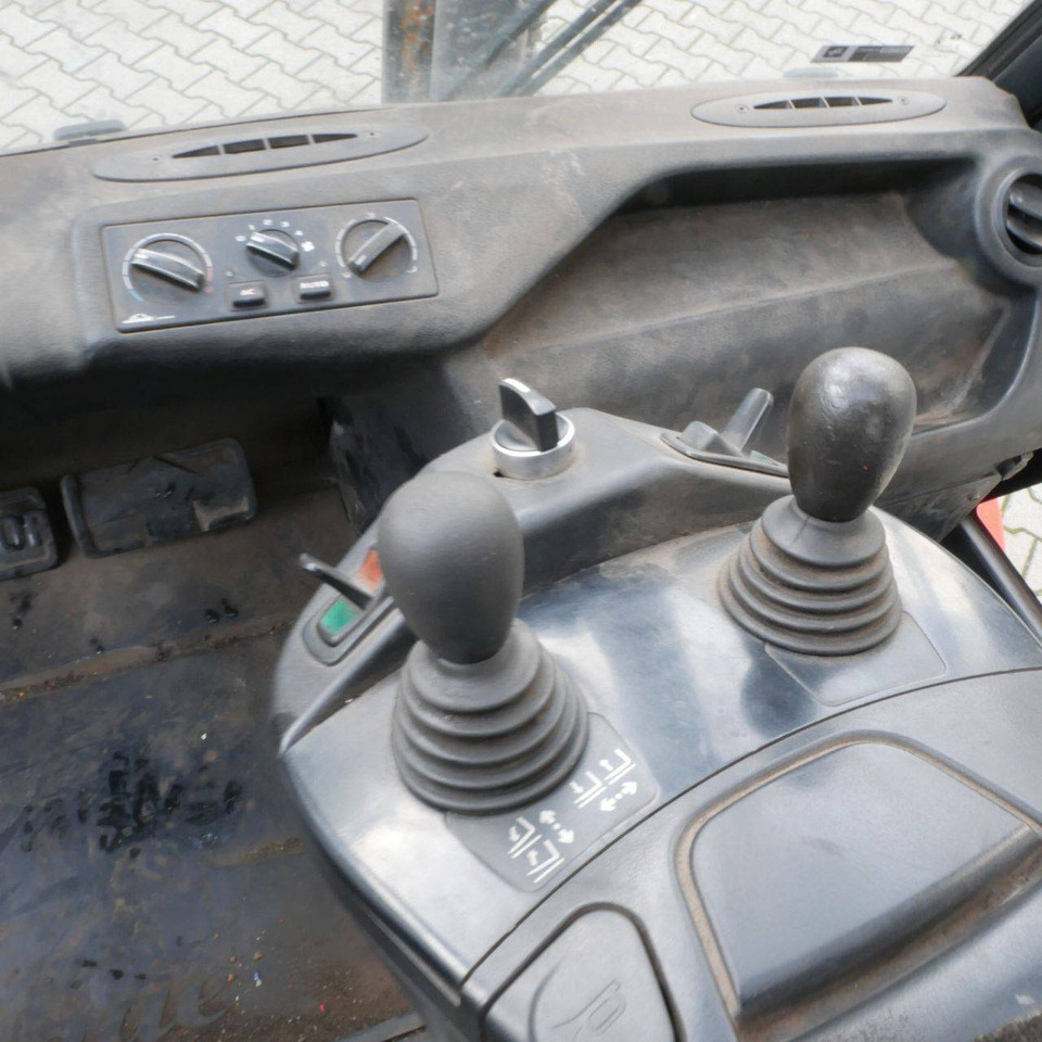 Linde H80D/900 (396-02) - Stivuitor diesel: Foto 5 Linde H80D/900 (396-02) - Stivuitor diesel: Foto 5