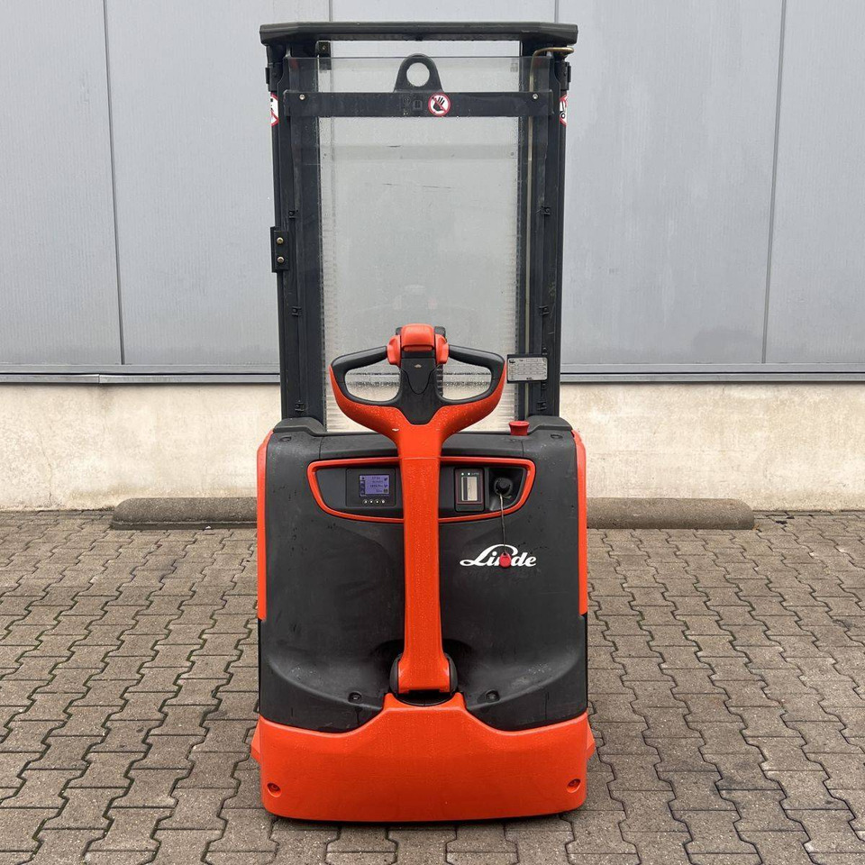 Linde L16 (1173) - Transpalet la mare înălţime: Foto 2 Linde L16 (1173) - Transpalet la mare înălţime: Foto 2