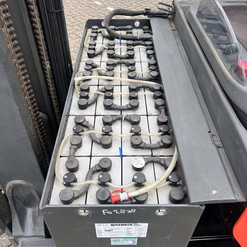 Stivuitor cu catarg retractabil Linde R14HD (1120): Foto 12 Stivuitor cu catarg retractabil Linde R14HD (1120): Foto 12