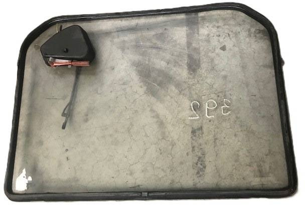 Rear window - Fereastră și piese pentru Stivuitor: Foto 3 Rear window - Fereastră și piese pentru Stivuitor: Foto 3