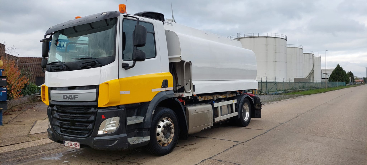 DAF CF400 - Camion cisternă: Foto 1 DAF CF400 - Camion cisternă: Foto 1