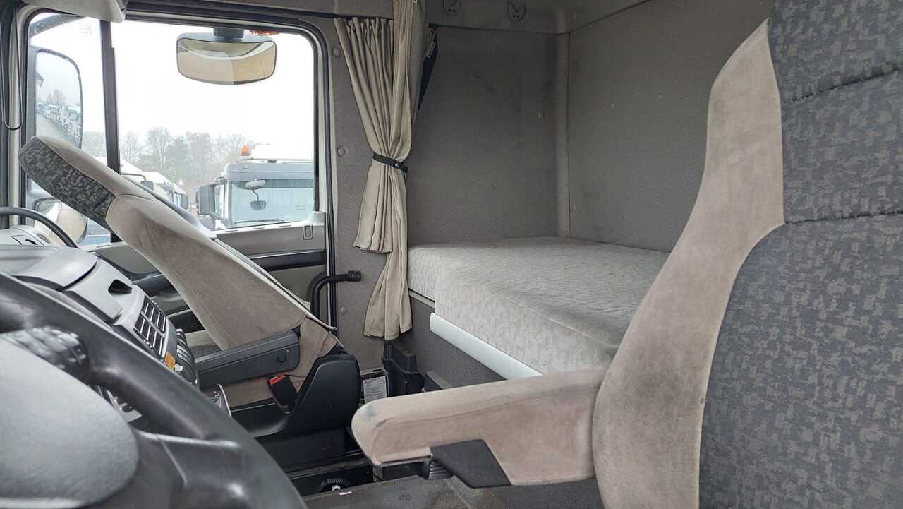 DAF XF - Camion cisternă: Foto 5 DAF XF - Camion cisternă: Foto 5