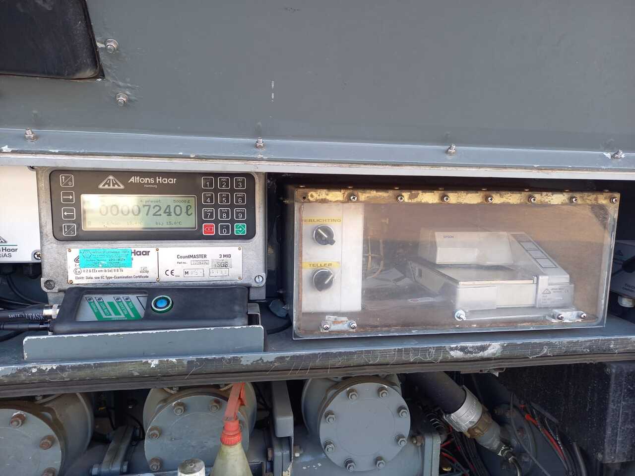 MAN TGS - Camion cisternă: Foto 2 MAN TGS - Camion cisternă: Foto 2