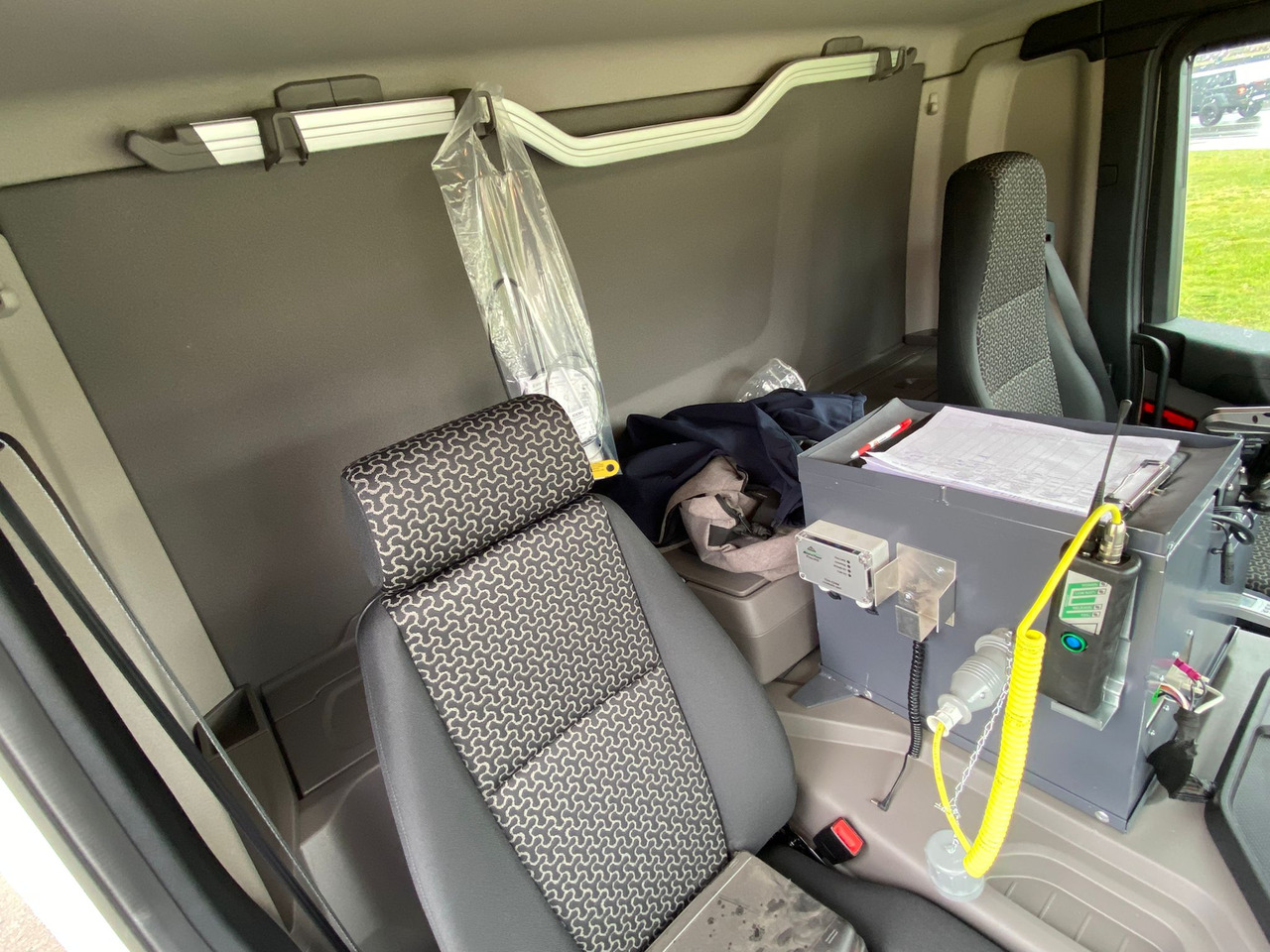 SCANIA P370 - Camion cisternă: Foto 3 SCANIA P370 - Camion cisternă: Foto 3