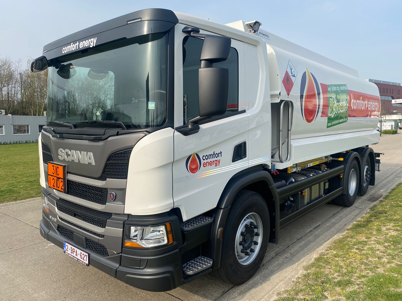 SCANIA P410 - Camion cisternă: Foto 1 SCANIA P410 - Camion cisternă: Foto 1