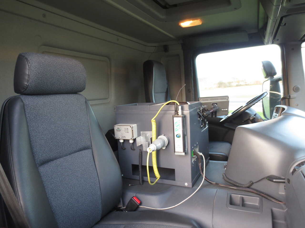 Scania P310 - Camion cisternă: Foto 4 Scania P310 - Camion cisternă: Foto 4