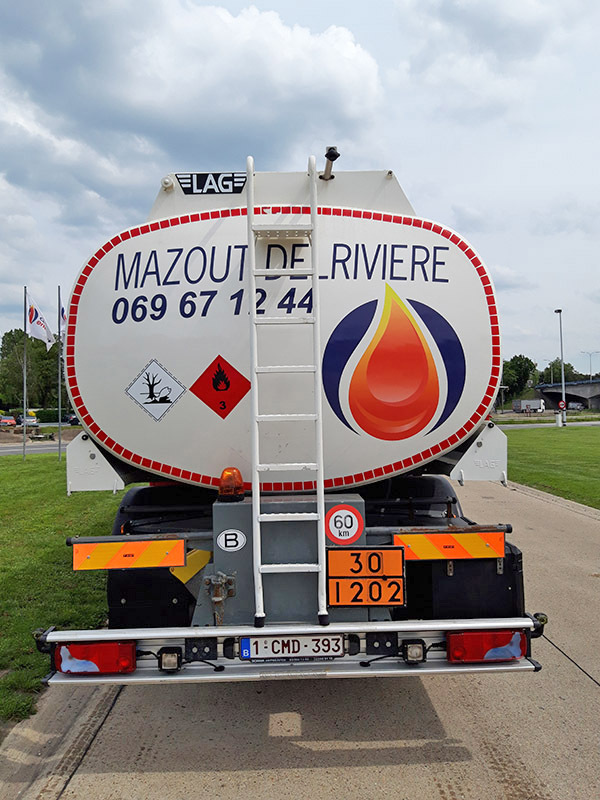 Camion cisternă Scania P320: Foto 7 Camion cisternă Scania P320: Foto 7