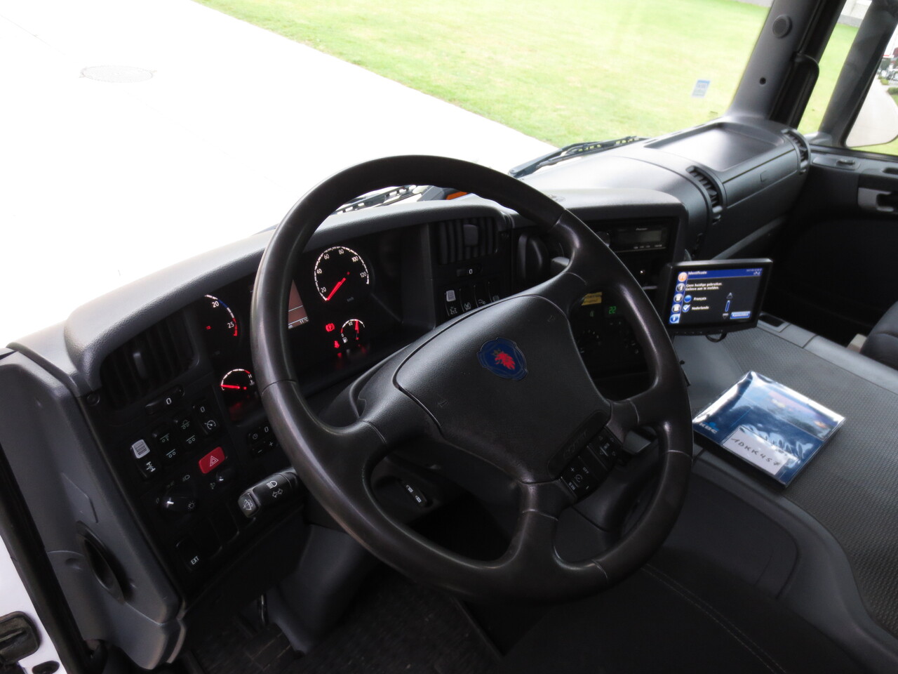 Scania P380 - Camion cisternă: Foto 5 Scania P380 - Camion cisternă: Foto 5