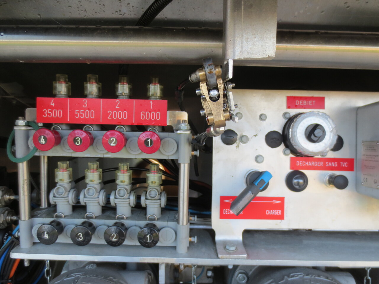 Camion cisternă VOLVO FM: Foto 6 Camion cisternă VOLVO FM: Foto 6