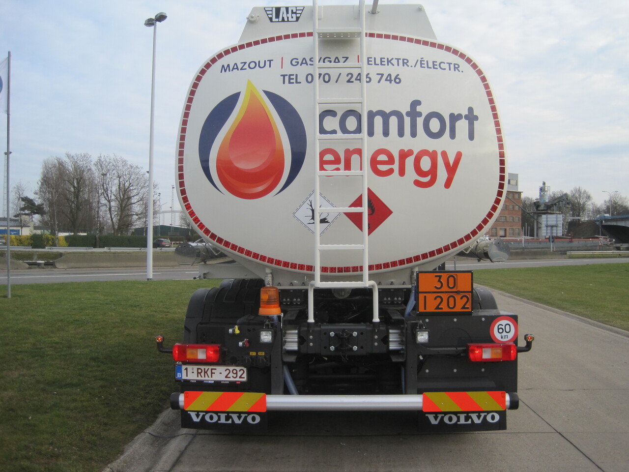 Camion cisternă VOLVO FM: Foto 7 Camion cisternă VOLVO FM: Foto 7