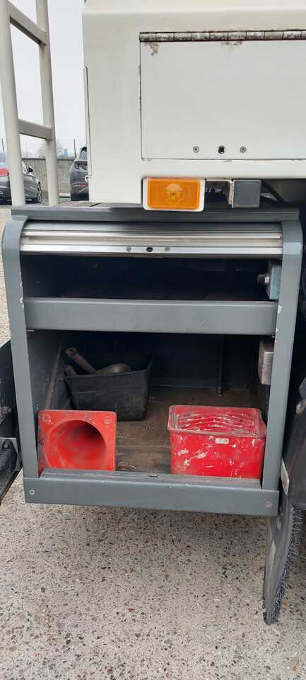 VOLVO FM - Camion cisternă: Foto 3 VOLVO FM - Camion cisternă: Foto 3