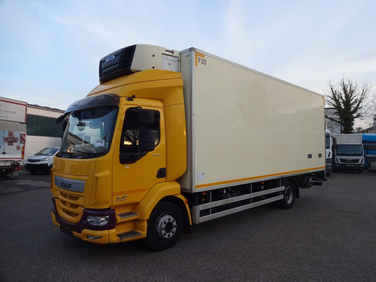 DAF LF 230, 12 T, LBW, Türen, Klima, Automat, Kamera - Camion frigider: Foto 1 DAF LF 230, 12 T, LBW, Türen, Klima, Automat, Kamera - Camion frigider: Foto 1