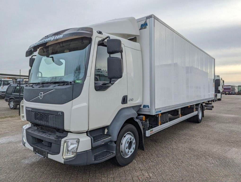 Volvo FL 210, 12tn., Isolirt, Autom, wie neu - Camion furgon: Foto 1 Volvo FL 210, 12tn., Isolirt, Autom, wie neu - Camion furgon: Foto 1