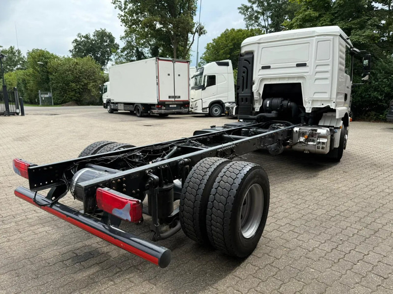 MAN TGM TGM 15.250 4X2 Chassis, Airco, 526.460 KM, Slaapcabine - Camion şasiu: Foto 3 MAN TGM TGM 15.250 4X2 Chassis, Airco, 526.460 KM, Slaapcabine - Camion şasiu: Foto 3