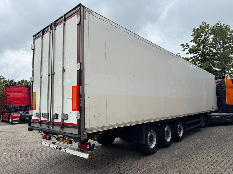 Schmitz Cargobull SKO 24 5x Meatrails Rohrbahnen Fleisch Carrier Vector 1950MT - Semiremorcă izoterma: Foto 2 Schmitz Cargobull SKO 24 5x Meatrails Rohrbahnen Fleisch Carrier Vector 1950MT - Semiremorcă izoterma: Foto 2