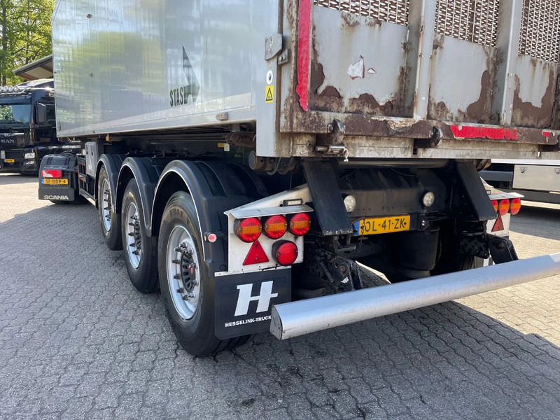 Stas S300CX 60m3 Liftas Naloop stuuras în leasing Stas S300CX 60m3 Liftas Naloop stuuras: Foto 9 Stas S300CX 60m3 Liftas Naloop stuuras în leasing Stas S300CX 60m3 Liftas Naloop stuuras: Foto 9