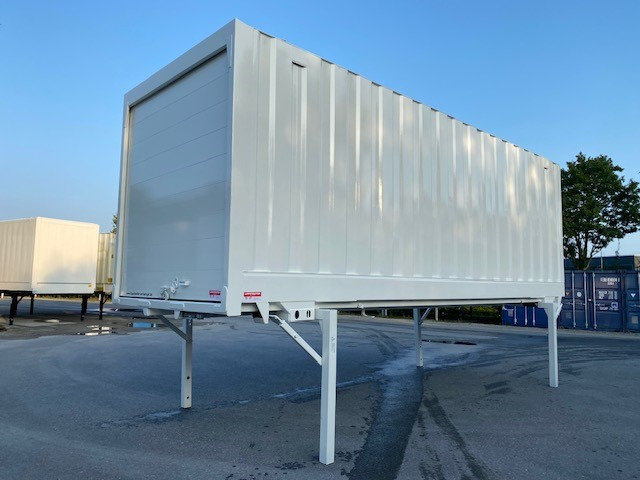 Krone BDF-System 7.450 mm, mit Rolltor, LACK NEU - Caroserie furgon: Foto 1 Krone BDF-System 7.450 mm, mit Rolltor, LACK NEU - Caroserie furgon: Foto 1