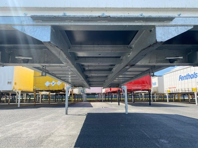 Sonstige/Other BDF-System, 7.450 mm lang. - Caroserie cu prelata: Foto 5 Sonstige/Other BDF-System, 7.450 mm lang. - Caroserie cu prelata: Foto 5