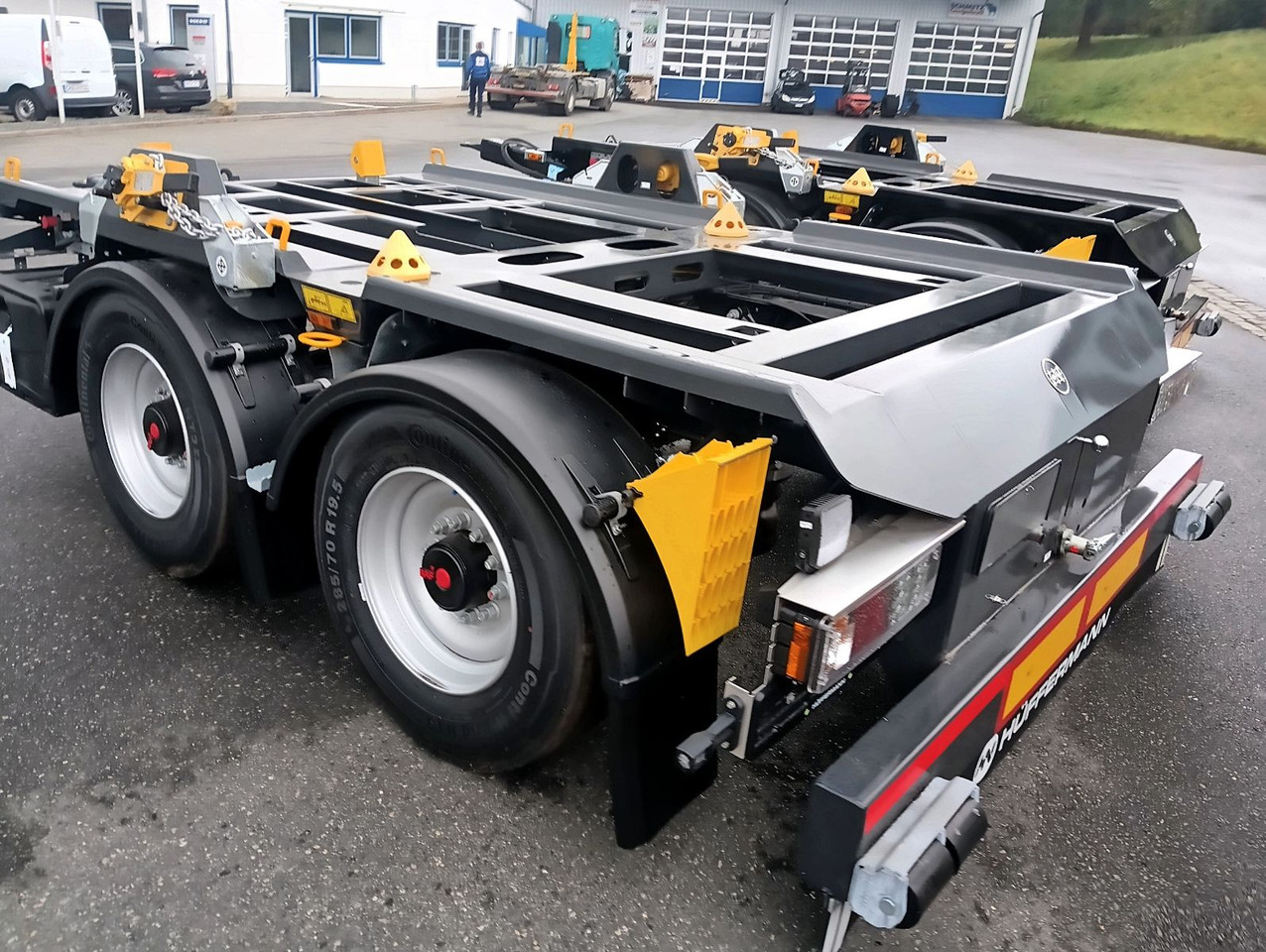 Hüffermann 2-A-MINI-CARRIER SAFETYFIX VERZINKT NEU TOP-PREI - Remorcă abroll/ Skiploader: Foto 2 Hüffermann 2-A-MINI-CARRIER SAFETYFIX VERZINKT NEU TOP-PREI - Remorcă abroll/ Skiploader: Foto 2