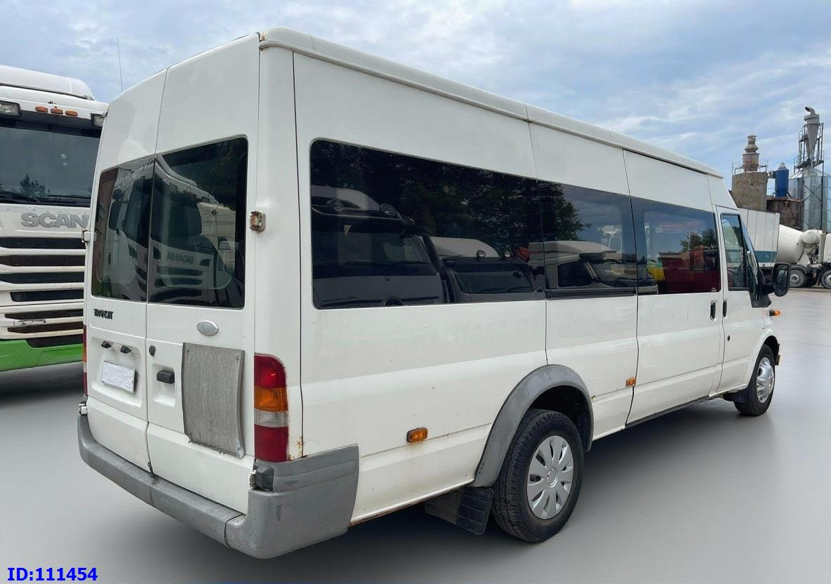 FORD Transit Manual 17-seater - Microbuz, Transport persoane: Foto 4 FORD Transit Manual 17-seater - Microbuz, Transport persoane: Foto 4