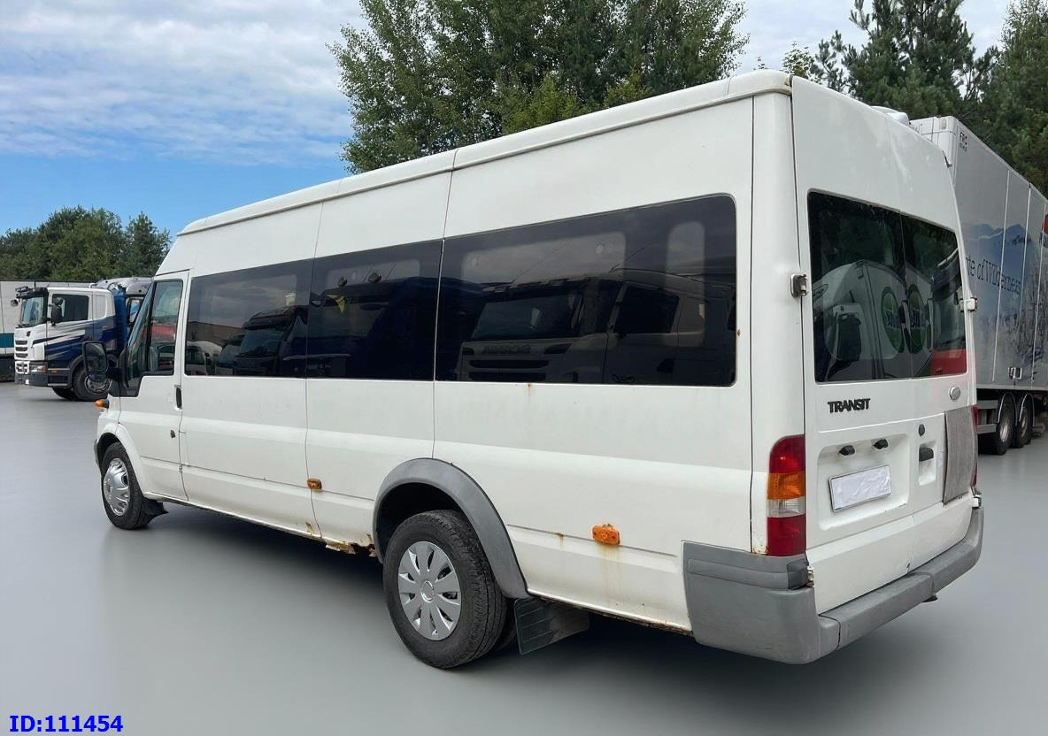 FORD Transit Manual 17-seater - Microbuz, Transport persoane: Foto 5 FORD Transit Manual 17-seater - Microbuz, Transport persoane: Foto 5