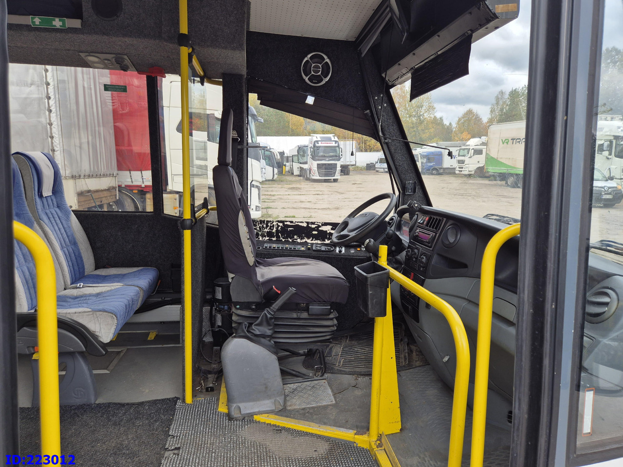 Microbuz, Autocar IVECO Daily 50C18 - 23-seater: Foto 8 Microbuz, Autocar IVECO Daily 50C18 - 23-seater: Foto 8