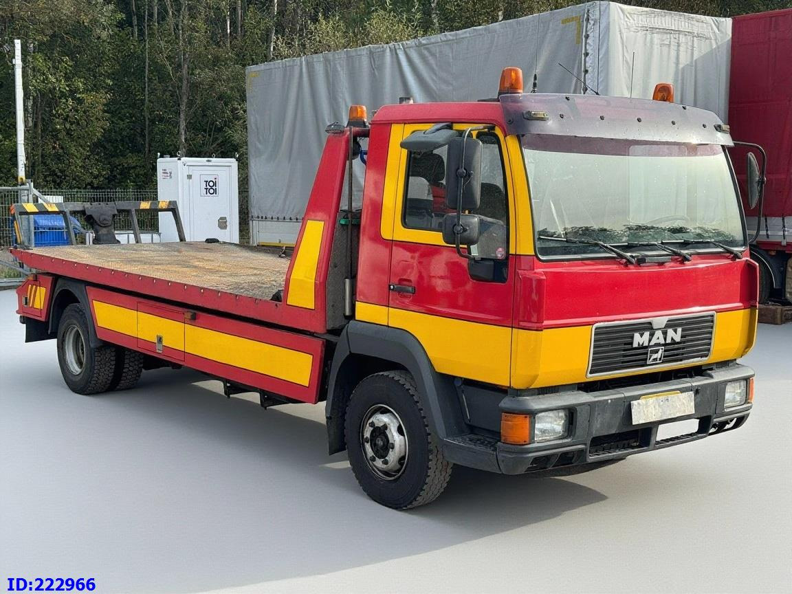 MAN 12.224 - Maşină de tractare: Foto 2 MAN 12.224 - Maşină de tractare: Foto 2