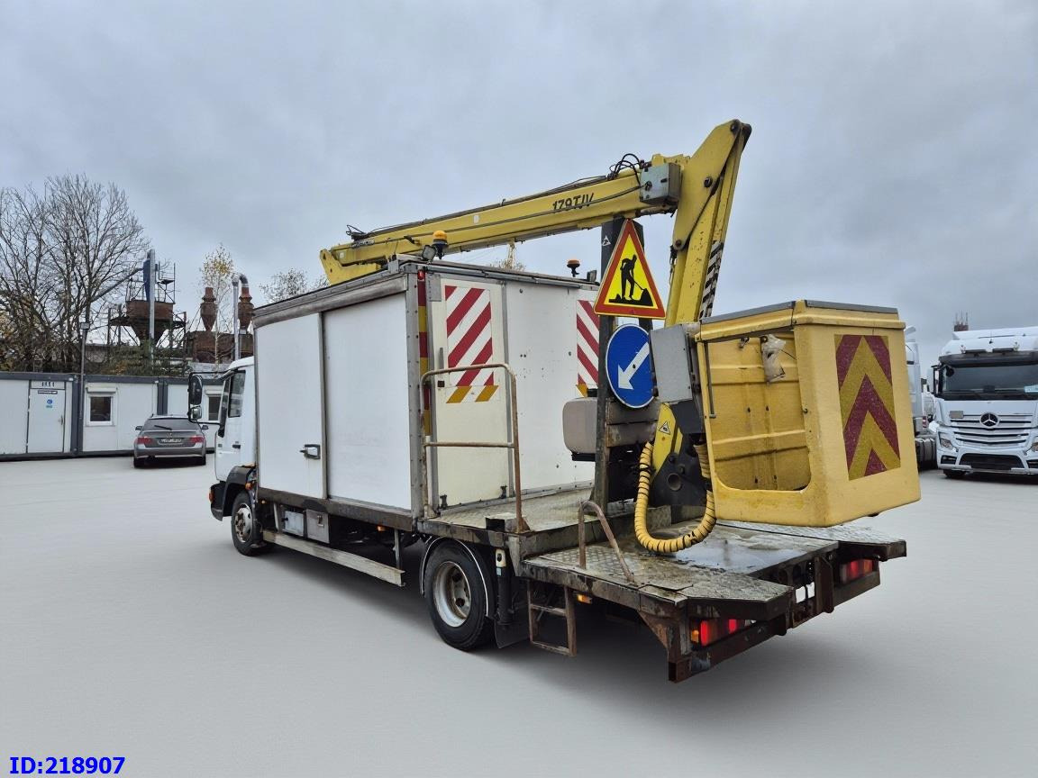 MAN LE 220C + Sky King 179TV - Camion cu nacela, Maşina comunala: Foto 5 MAN LE 220C + Sky King 179TV - Camion cu nacela, Maşina comunala: Foto 5