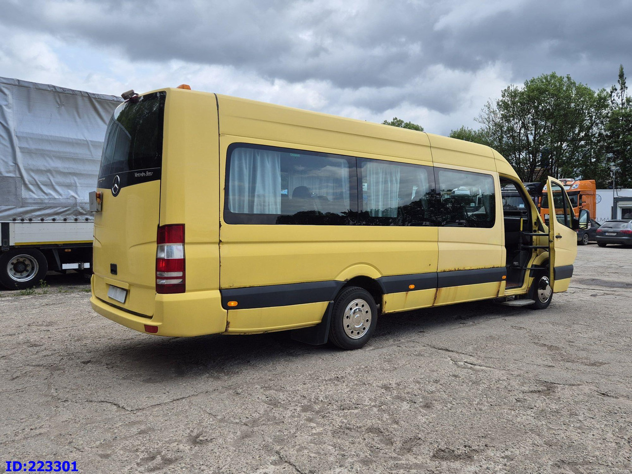 MERCEDES-BENZ Sprinter 515 TRANSFER 23 PLACES - Microbuz, Transport persoane: Foto 5 MERCEDES-BENZ Sprinter 515 TRANSFER 23 PLACES - Microbuz, Transport persoane: Foto 5