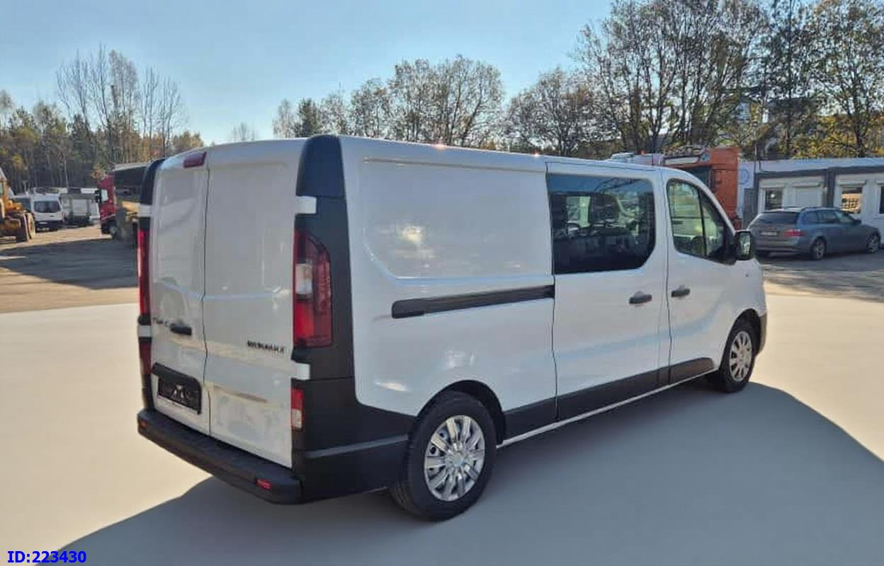 RENAULT Trafic Euro6 - Autoutilitară cabină dublă: Foto 5 RENAULT Trafic Euro6 - Autoutilitară cabină dublă: Foto 5