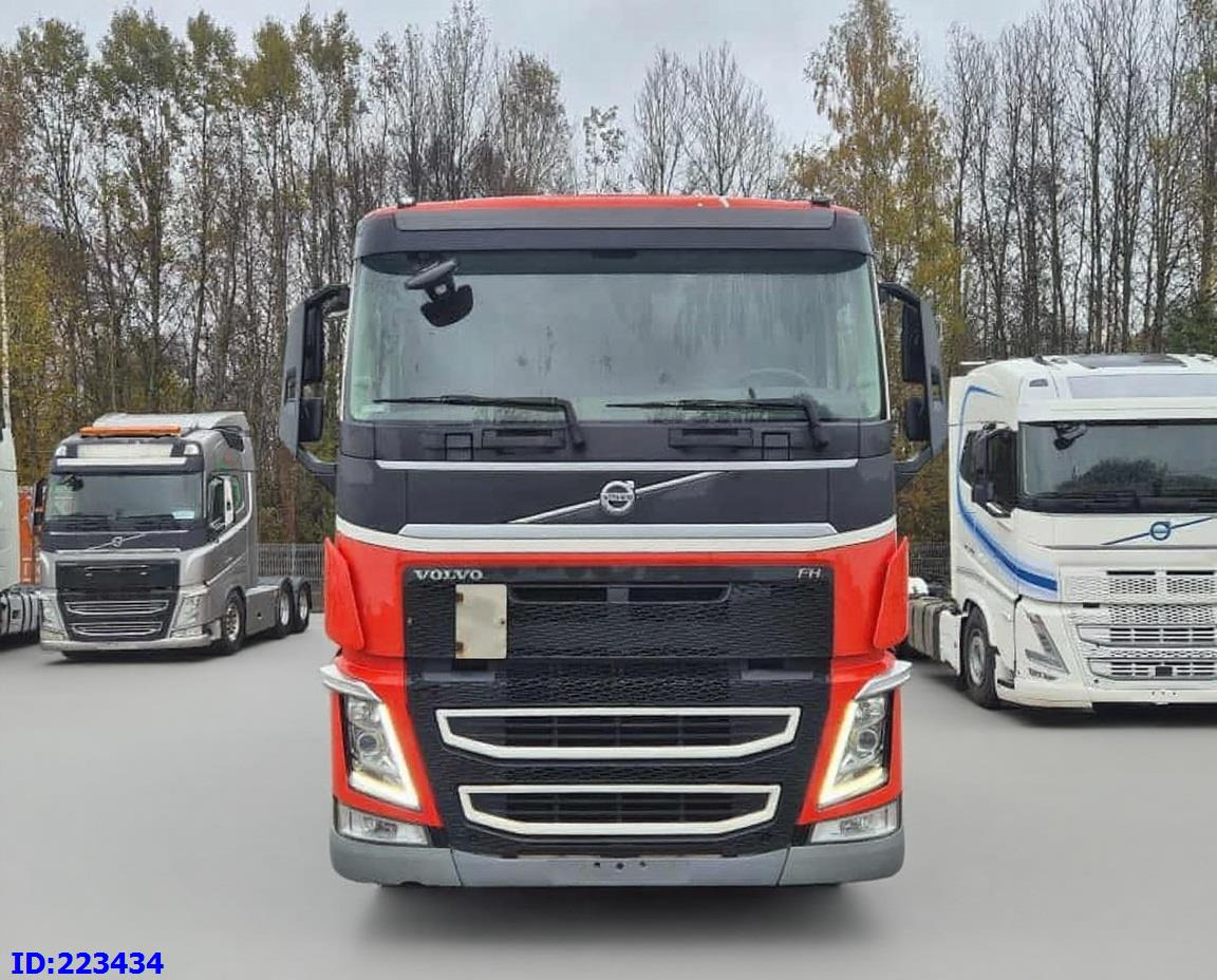 VOLVO FH13 500HP 6x2 - Camion şasiu: Foto 2 VOLVO FH13 500HP 6x2 - Camion şasiu: Foto 2