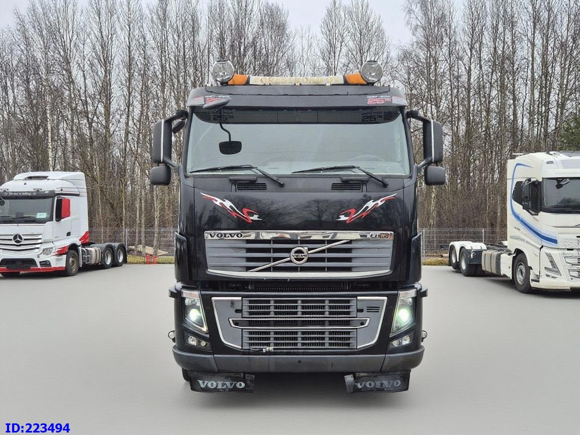 VOLVO FH16 600HP MANUAL FULL STEEL - Camion forestier: Foto 2 VOLVO FH16 600HP MANUAL FULL STEEL - Camion forestier: Foto 2
